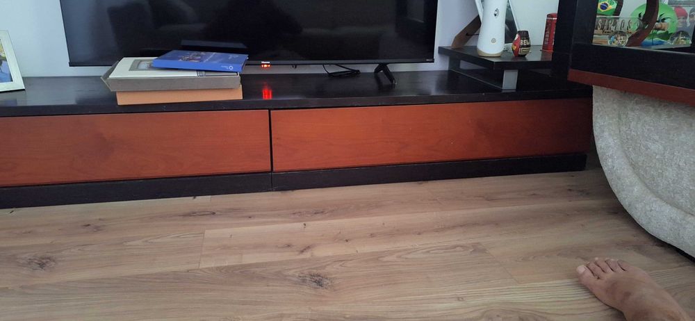 Movel de sala semi novo