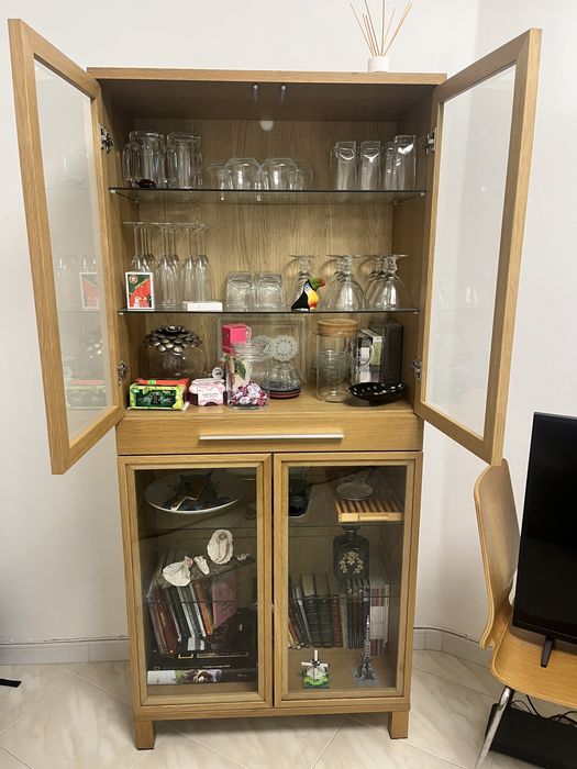 Louçeiro/Vitrine IKEA