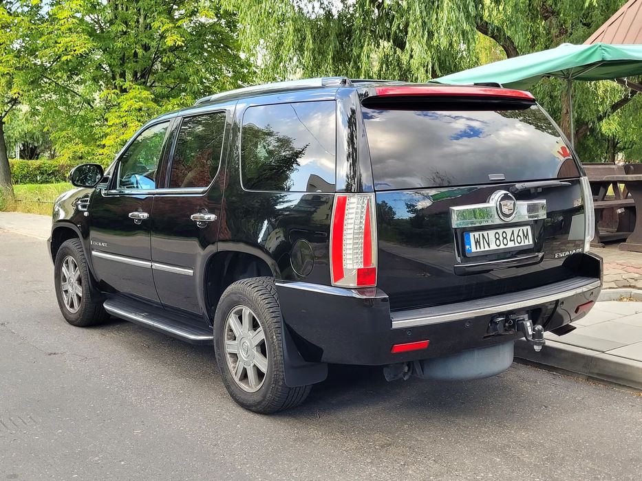 Cadillac Escalade Salon PL, 2gi właściciel, FAKTURA VAT 23%, bezwypadkowy