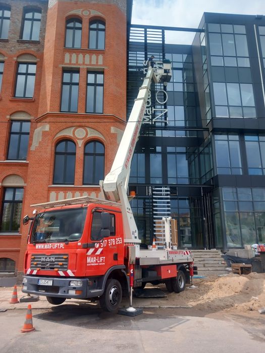 Podnośniki koszowe 18,22,30 metrów - Usługi Na Wysokim Poziomie