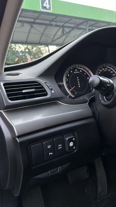 Honda Accord 8 2.0
