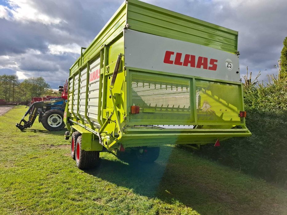 Przyczepa samozbierająca CLAAS SPRINT 445    SUPER STAN  10T.