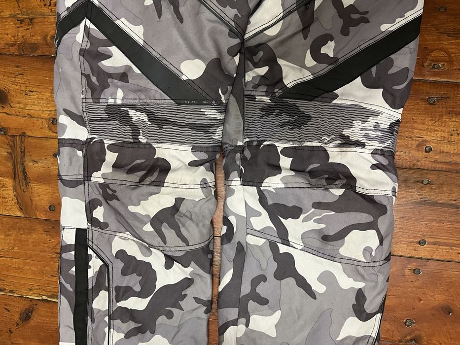 Чоловічі мотоштани