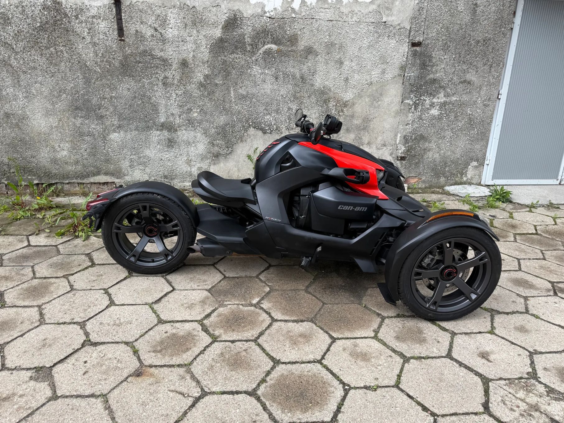 Can-Am Ryker 900 Bezwypadkowy L5E Europa Raty Dostawa