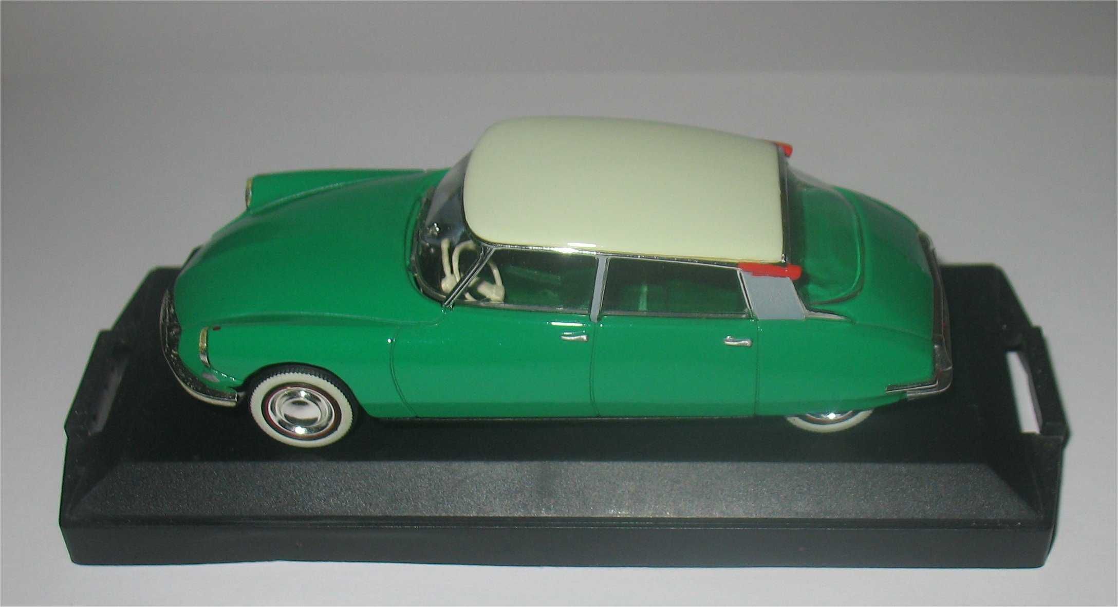 Vitesse - Citroen DS19 - 1956