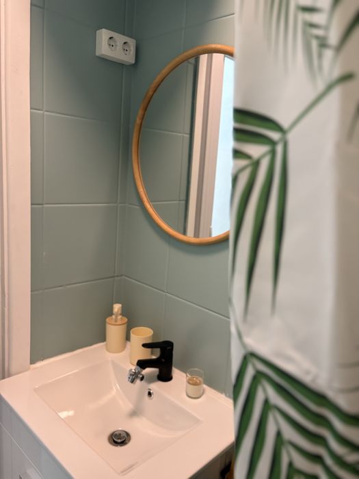 Pequena Loja / Estúdio / Quarto