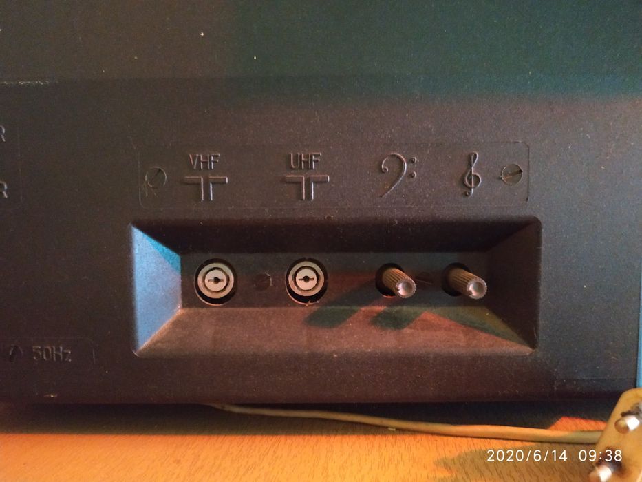 Telewizor z czasów PRL FOTON-234D