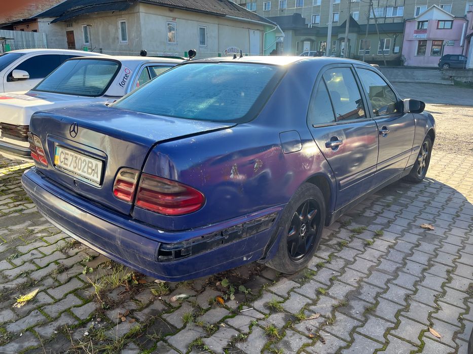 Mercedes W210 2.2 дизель. Обміняю.