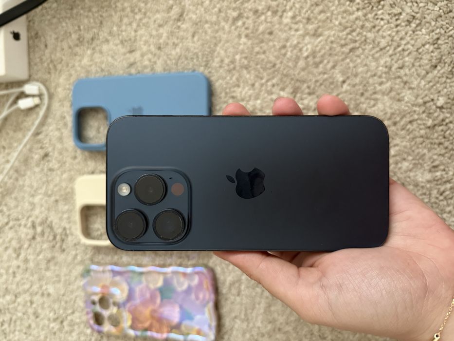 IPhone 15 pro 128 gb