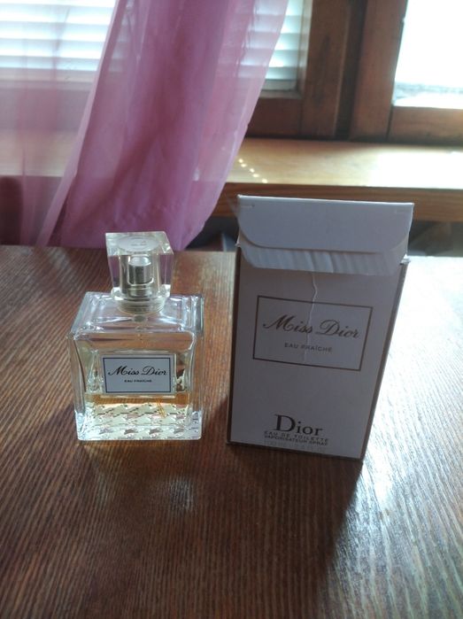 Туалетна вода "Miss Dior"