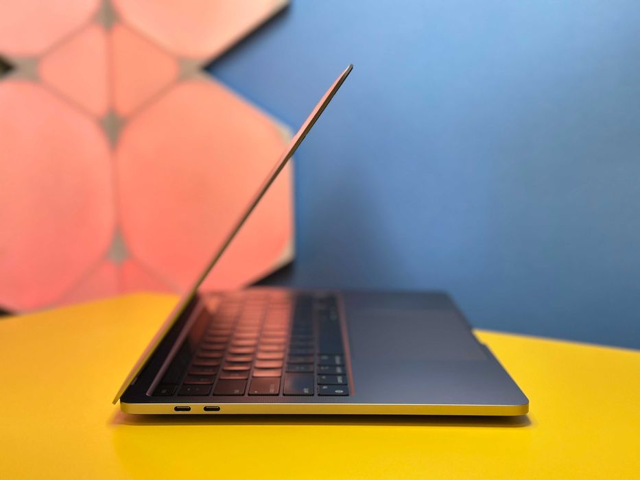 Ноутбук Apple MacBook Pro 13'' Space Gray (146787) Б/У З ГАРАНТІЄЮ