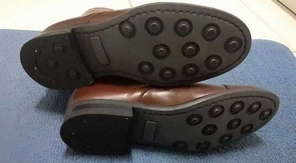 Vendo botas para mulher (tamanho 38) novas em pele genuína!