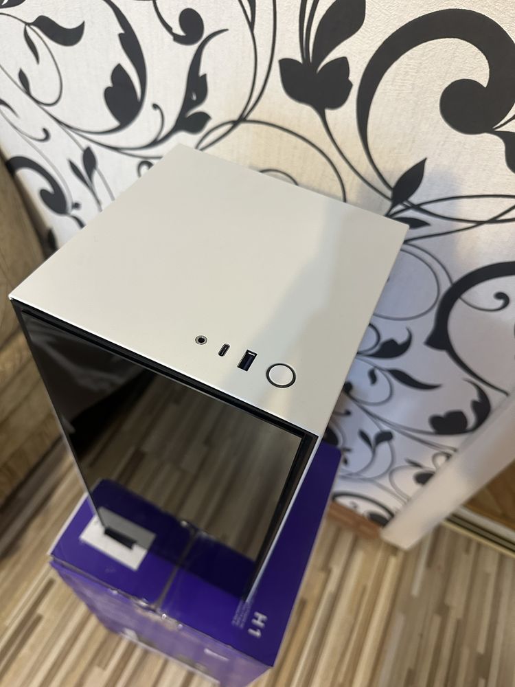 Корпус NZXT H1 + блок живлення + водяне охолодження(білий аюо чорний)