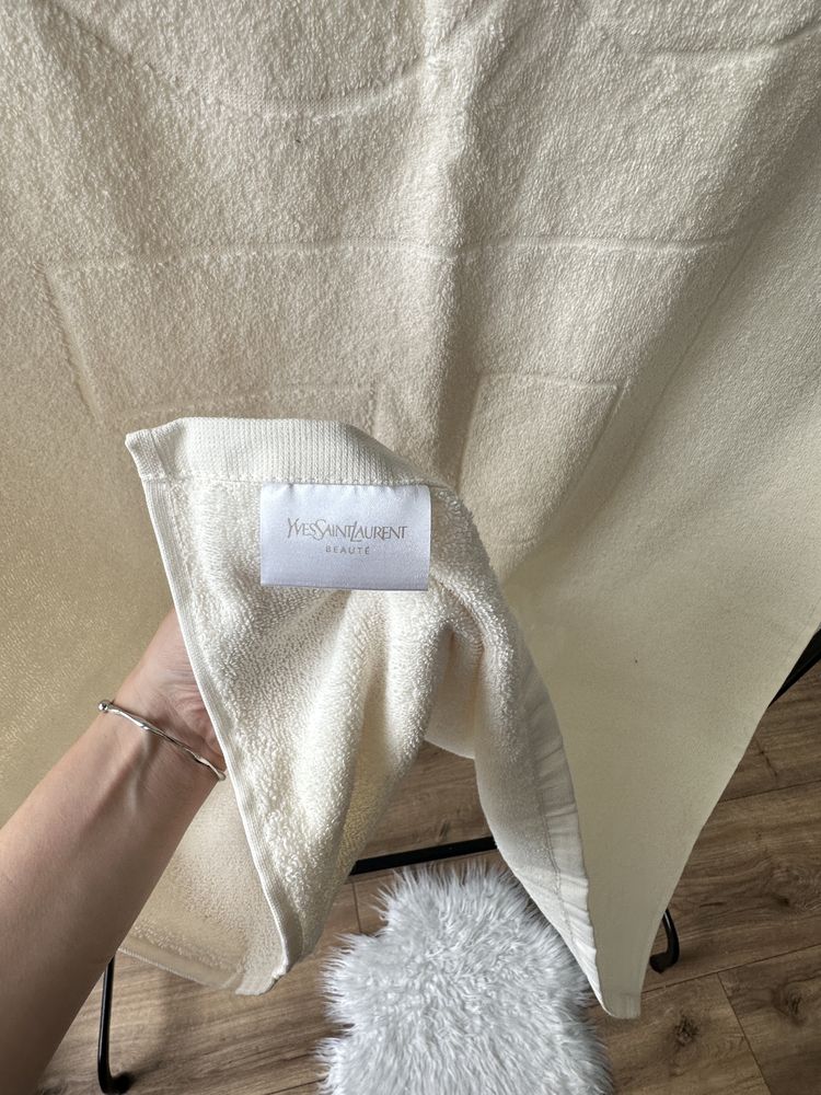 Ręcznik YSL Libre Yves Saint Laurent duży