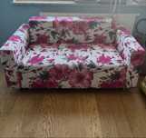 Kanapa / sofa.