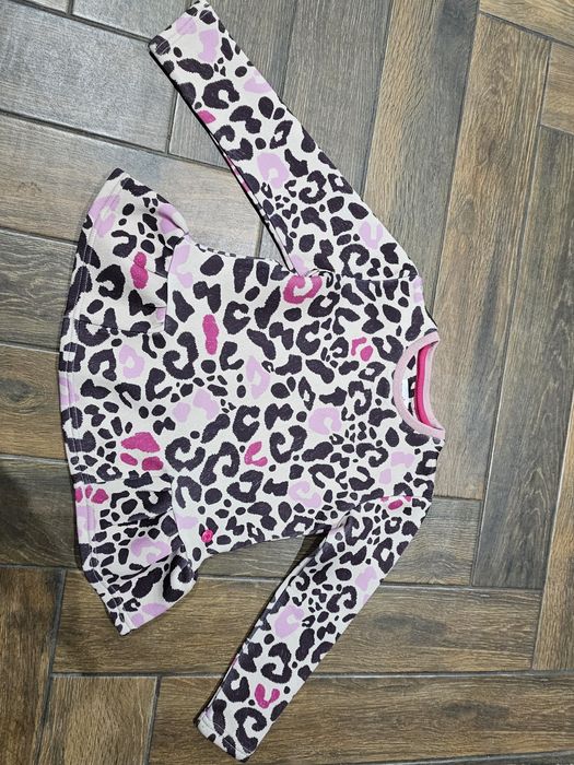 Piankowa bluzka baskinka rozmiar 4-5lat.