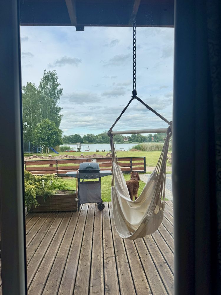 Dom Mazury, z własną linią brzegową
