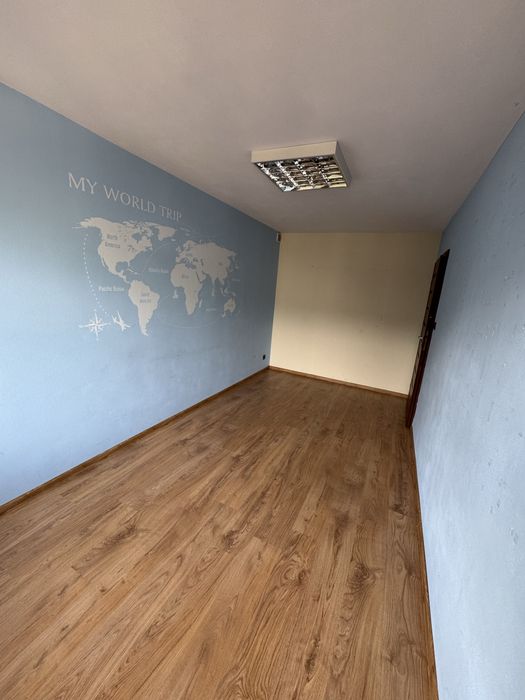 Wynajmę Lokal 47m2, Św ducha 11, 2 piętro , parking do lokalu