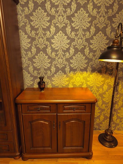 Natalia -komoda i witryna BRW