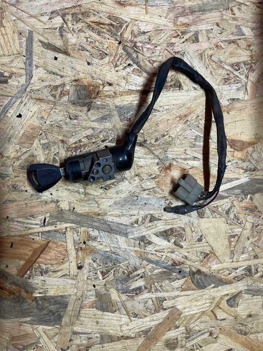 Замок зажигания Дио 18