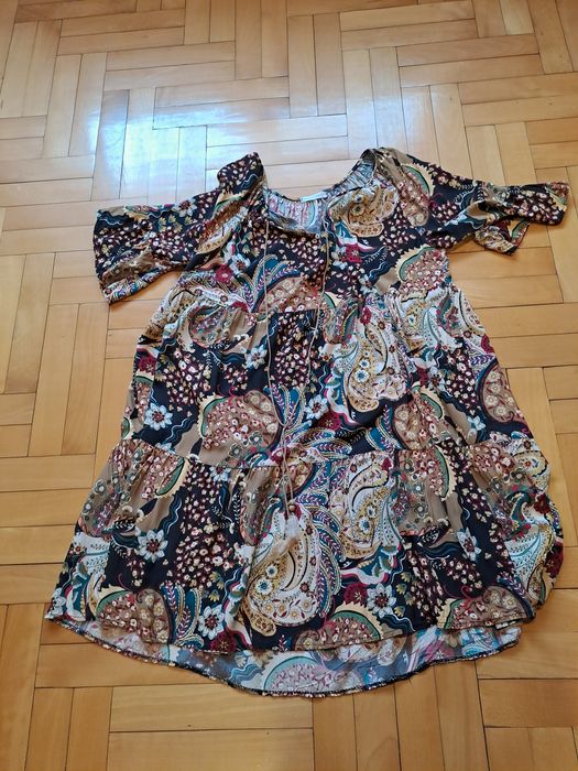 Sukienka  krótka włoska