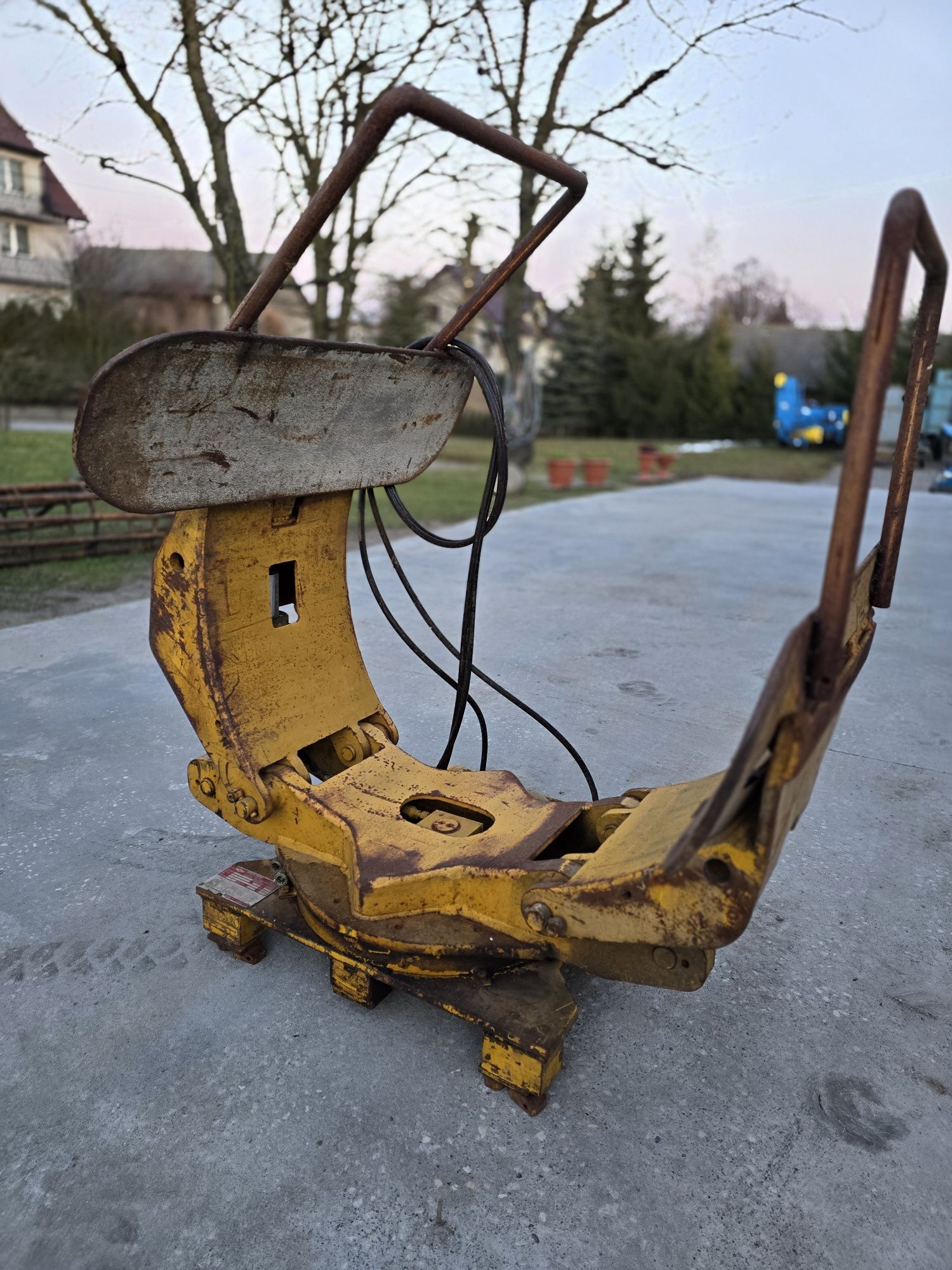 Chwytak do bel do drewna obrotnica cascade