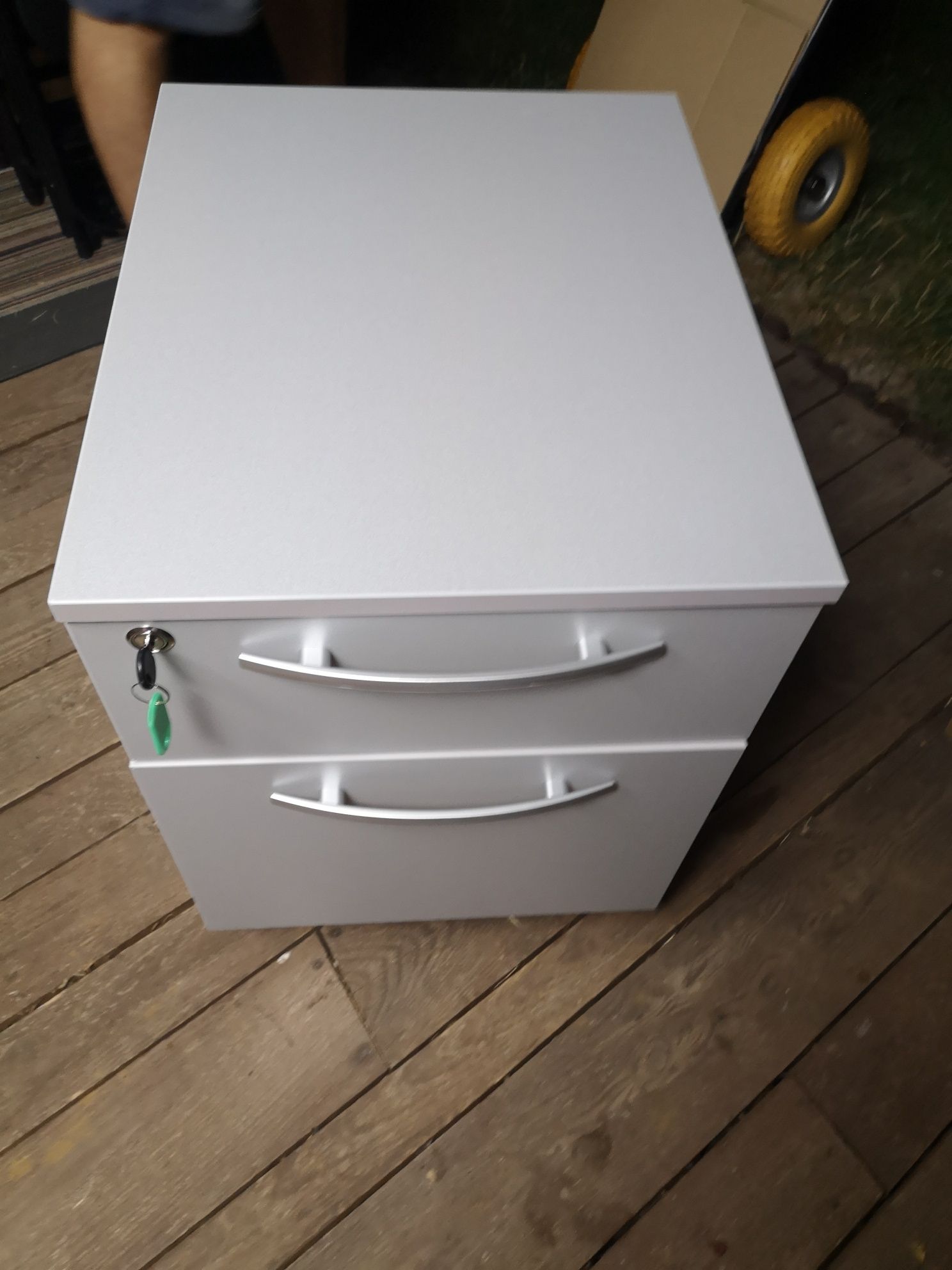 Kontenerek biurowy kolor jasny szary ikea