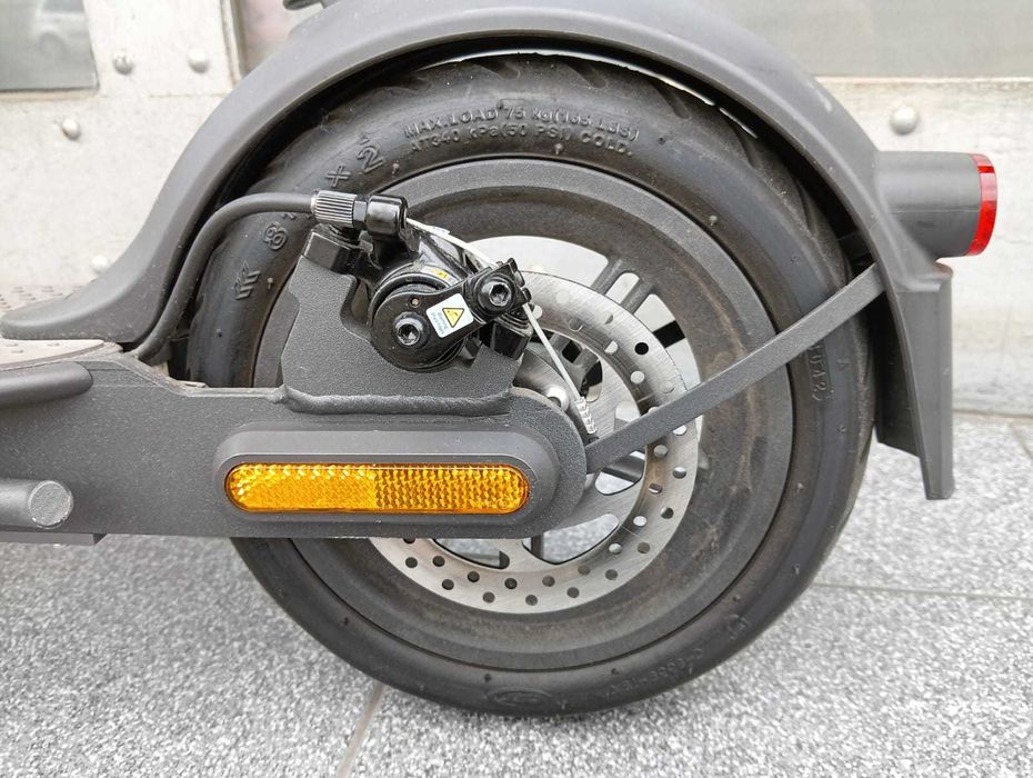 Hulajnoga Xiaomi Mi Essential Black, jak nowa  Gwarancja, Kraków