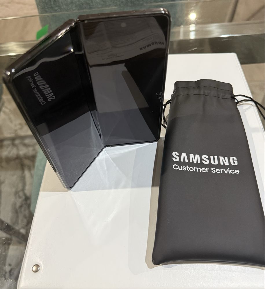 Samsung Galaxy Z Fold 4 em Garantia