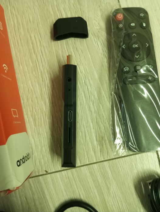 Smart tv приставка MX10 (Нова)
Андроїд 11
RAM 1 GB
ROM 8 GB
RAM 2
ROM