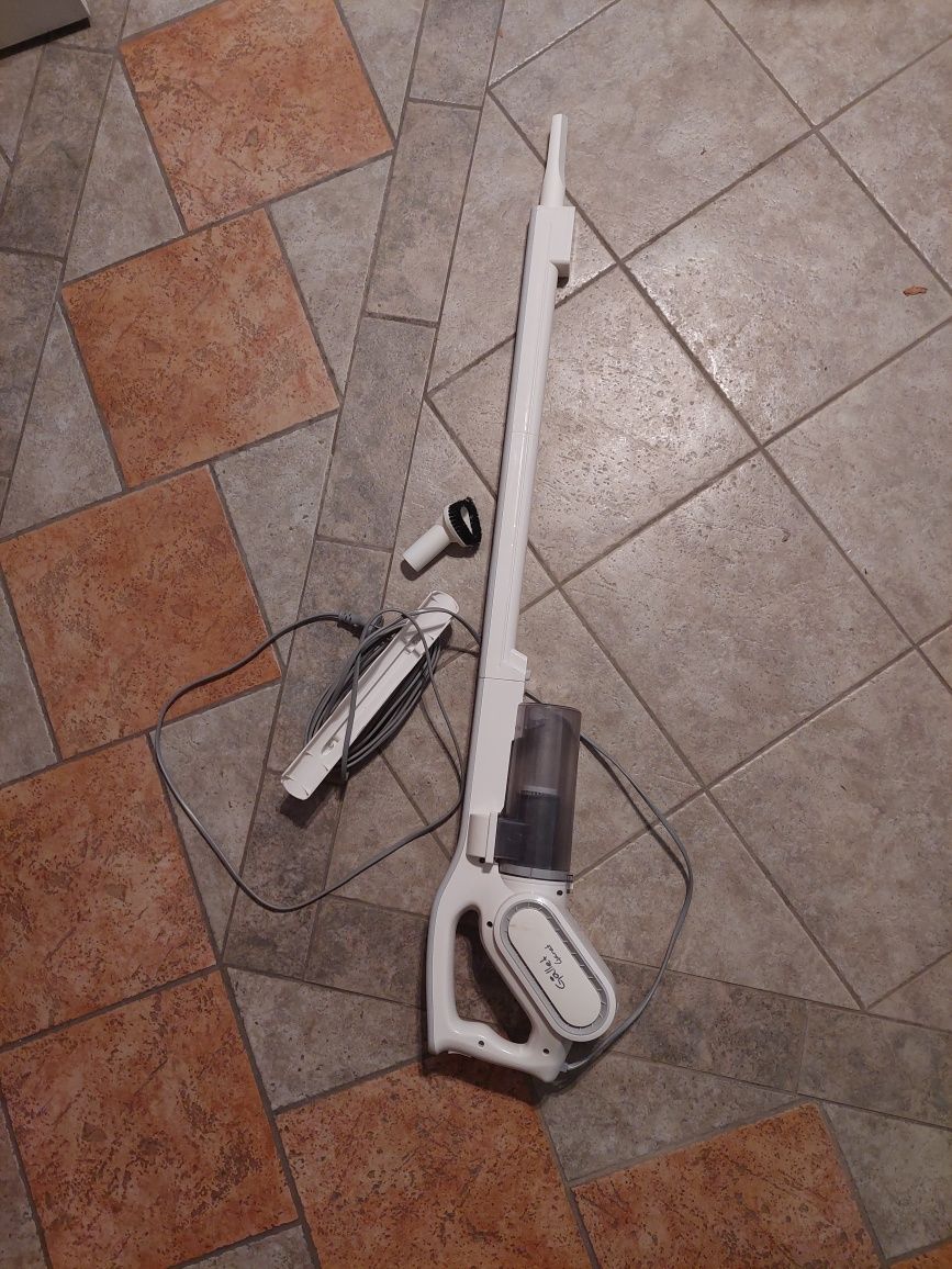 Odkurzacz pionowy Gallet ASP700 – 600W, lekki