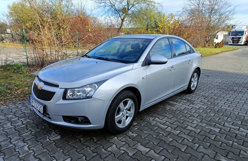 Chevrolet Cruze 1.8 benzyna + LPG - 2010 r, 215 tys