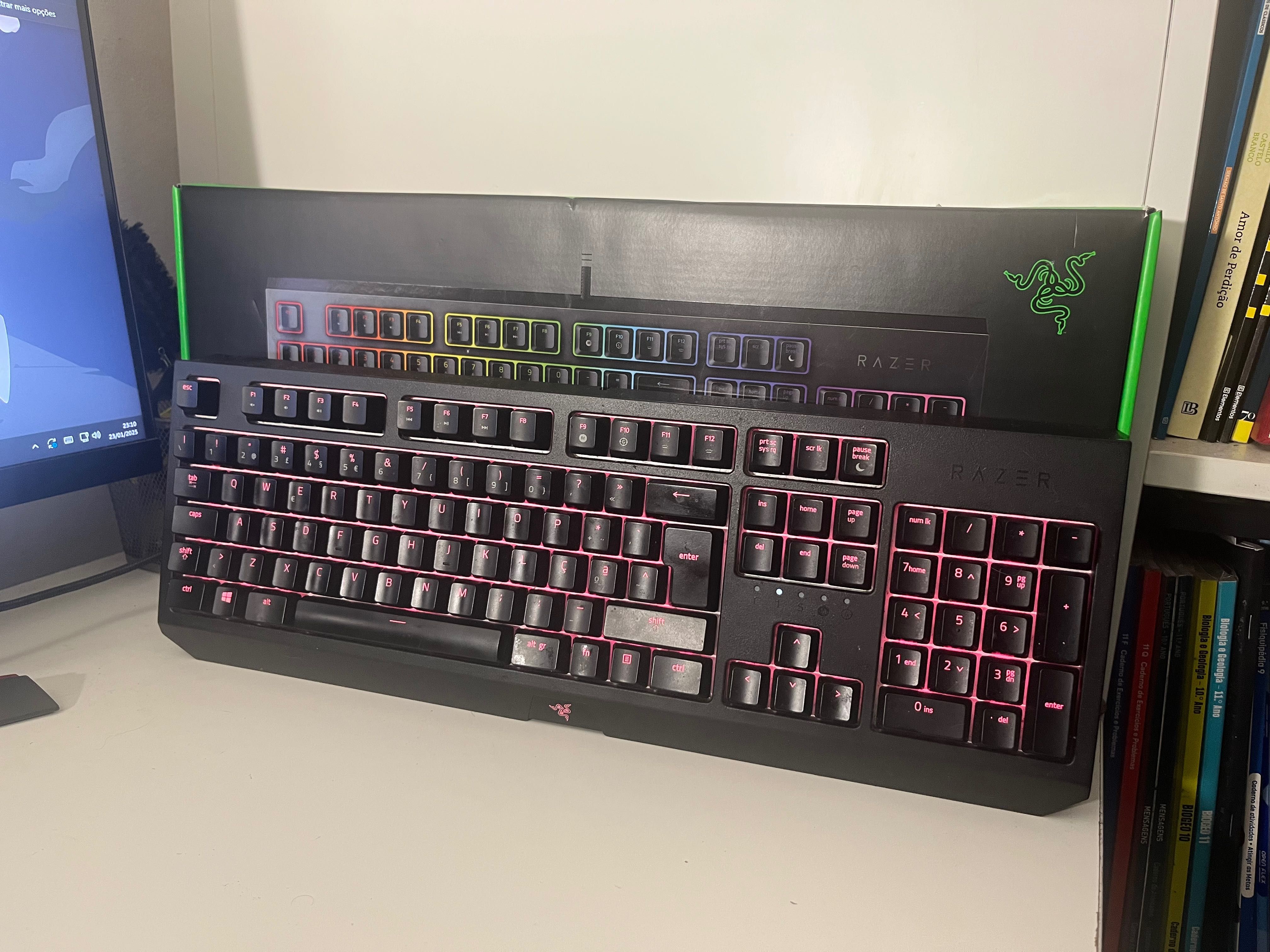 Teclado razer blackwidow