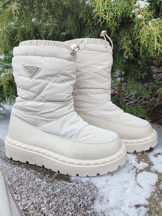 Жіночі сапоги, зимове взуття, зимові черевики