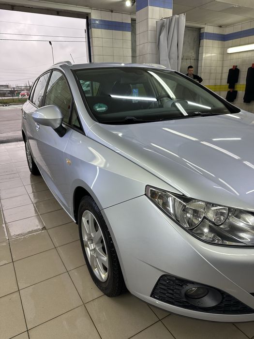Ідеальний Seat Ibiza 2010 комплектація Ecomotive