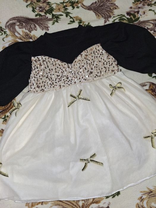 Святкова сукня для дівчинки 3-4 роки 98-104 см