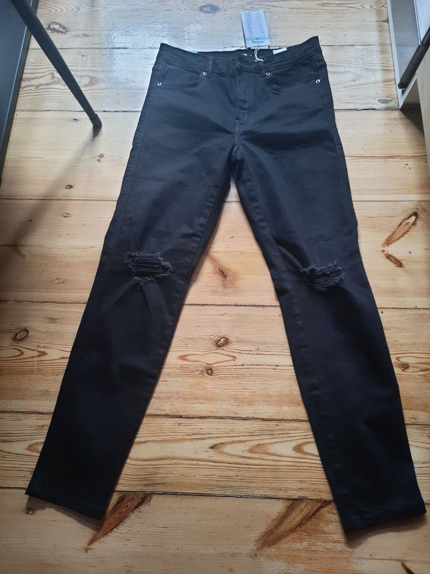 Nowe spodnie  jeans 40