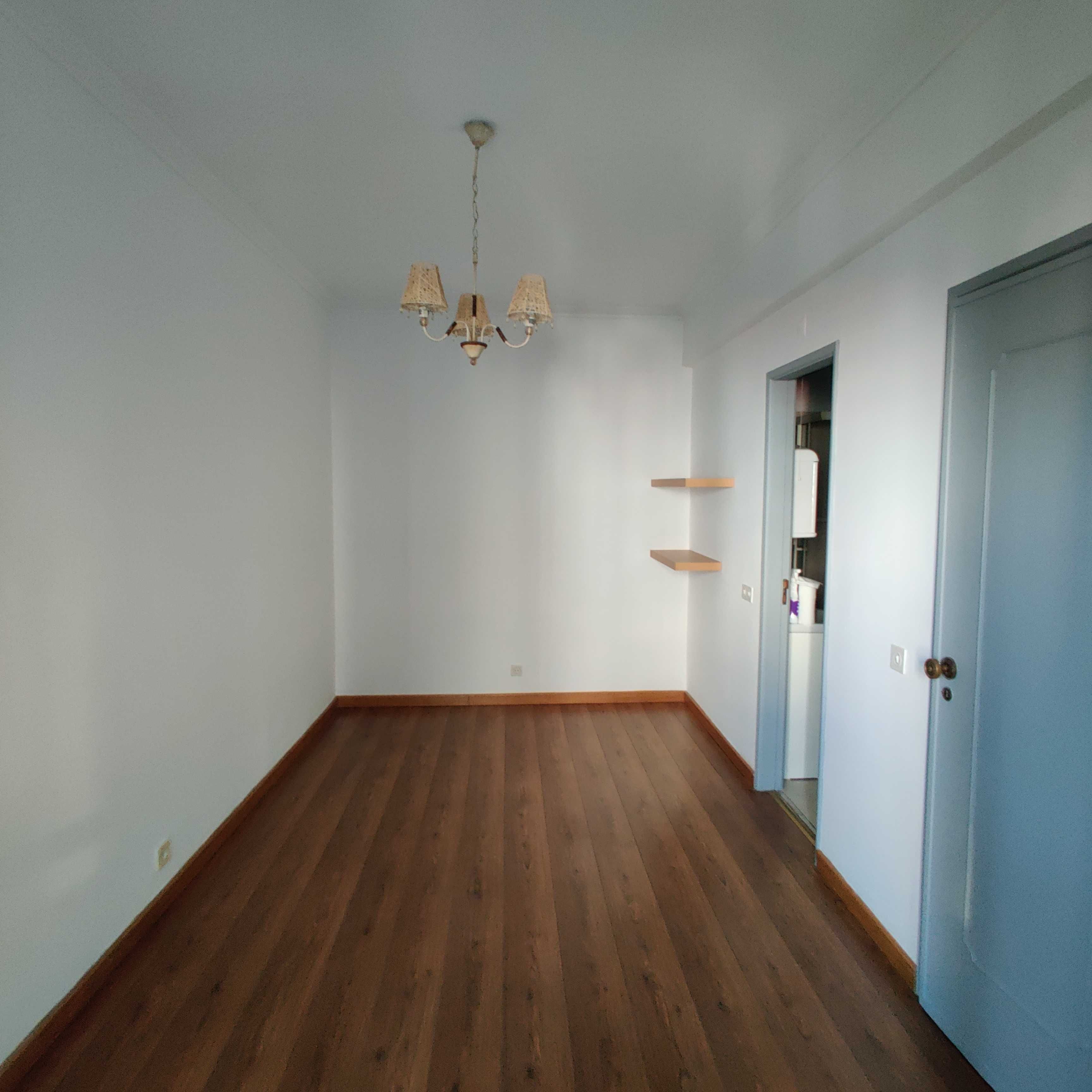 Apartamento T1 no Centro da Amadora (Venteira)