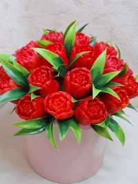 Шикарний букет із червоних мильних тюльпанів