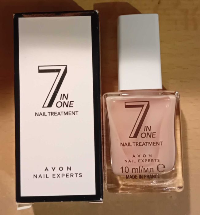 Kuracja do paznokci 7 w 1 z Avon!