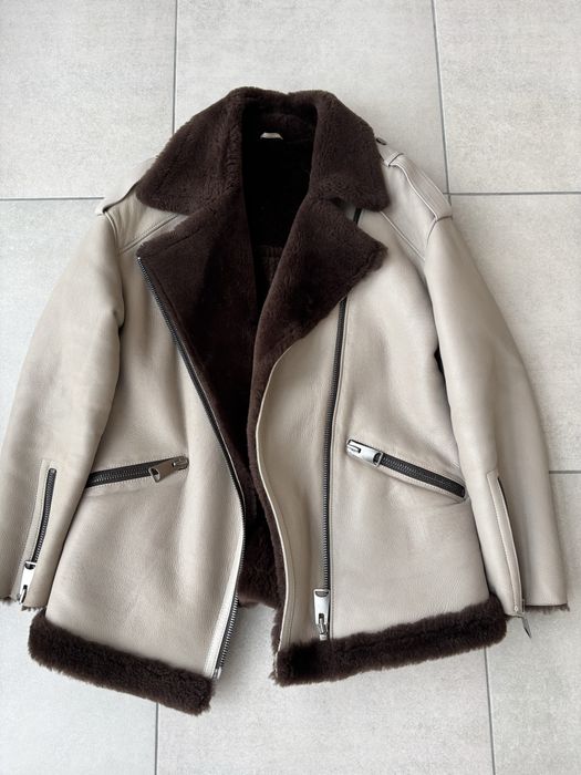 Дублянка з натуральної шкіри з хутром в трендовому кольорі