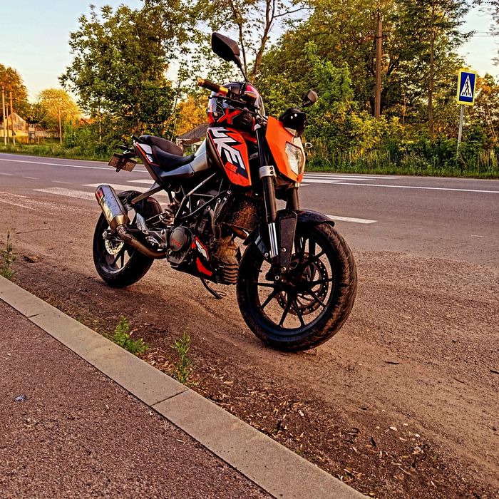 Продам мотоцикл КТМ Дюк 125