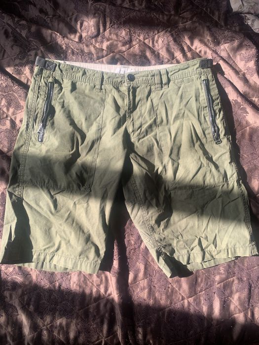 Шорты цвета Hakki