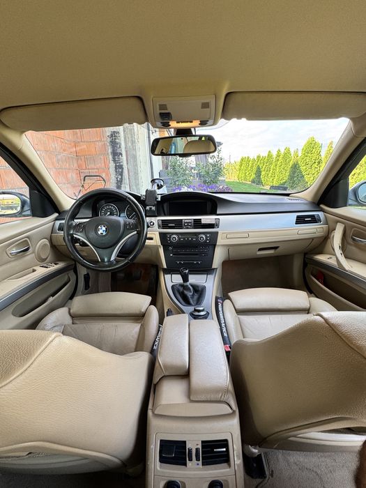 Bmw 3 e91 e90 manul skóra duza navi ladna