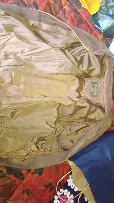 Casaco em couro novo