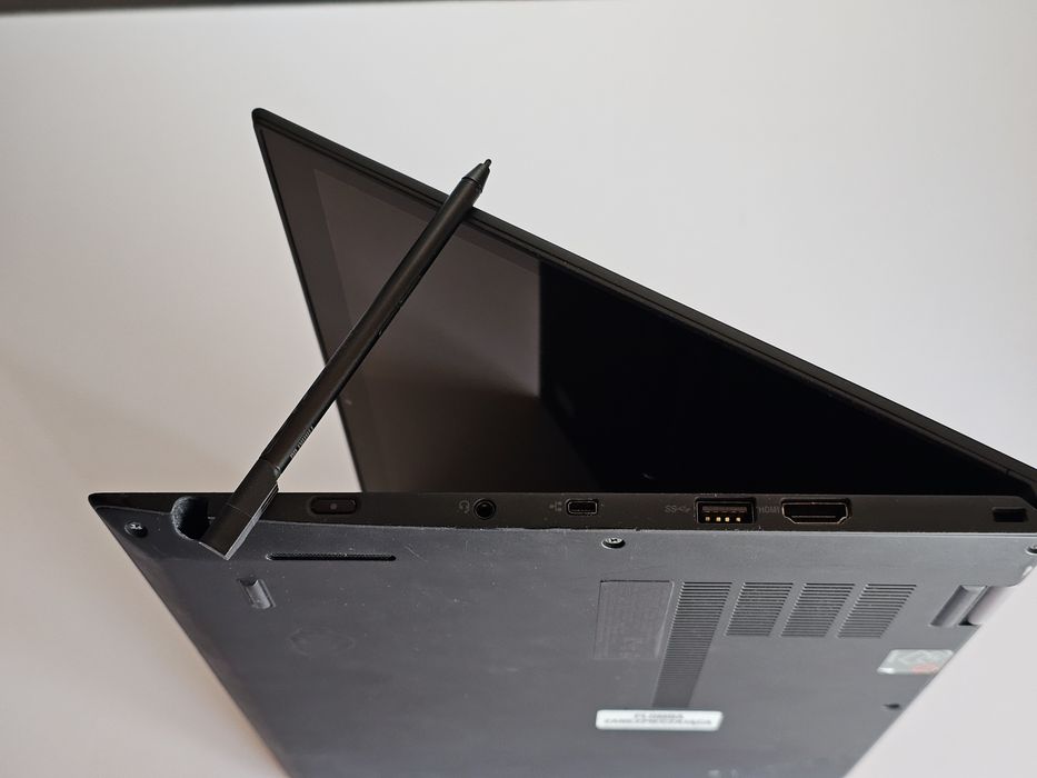Lenovo ThinkPad Yoga X1 14' i7 16GB DDR4 256GB Dotykowy i obrotowy ekr