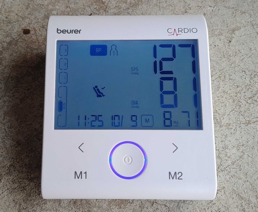 Eletrocardiógrafo + Monitor de Pressão Arterial - BEURER modelo BM 96