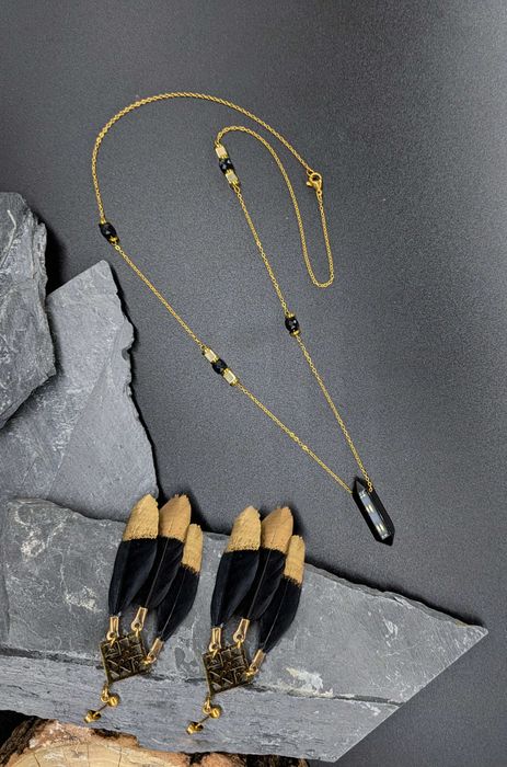 Naszyjnik grot sopel geometryczny nowoczesny turmalin