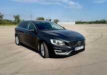 Volvo V60 Volvo V60 D5 2.4 215KM Automat | 2015 | 93 tys. km | Serwis ASO