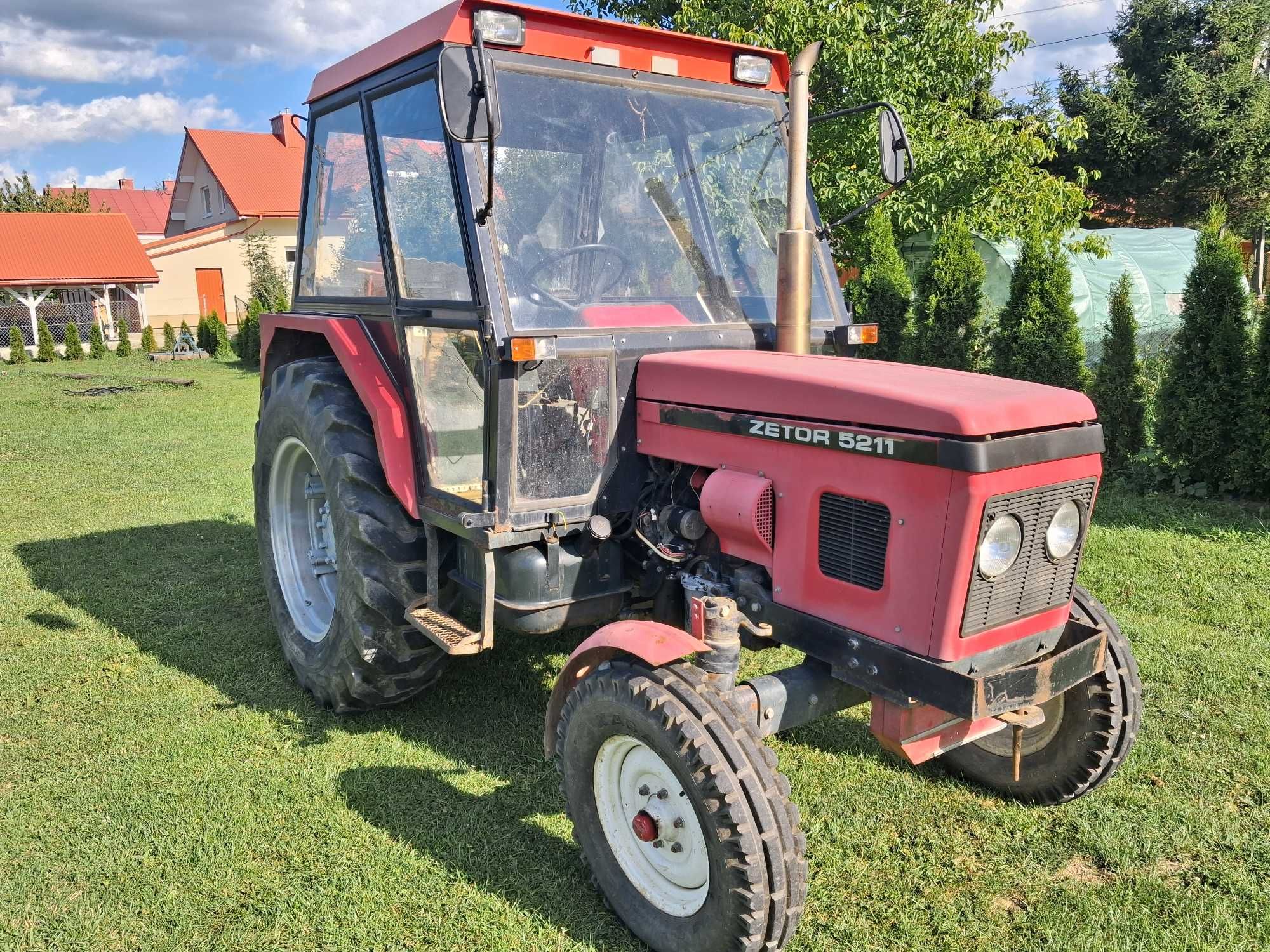 Ciągnik Traktor Zetor 5211 zarejestrowany na 2 osoby